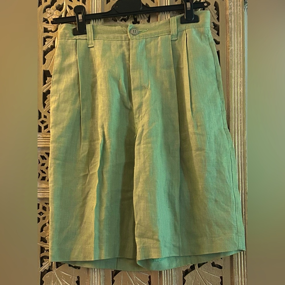 Light Sage Green Linen Shorts Cathy Hardwick vintage pleated high waist tailored